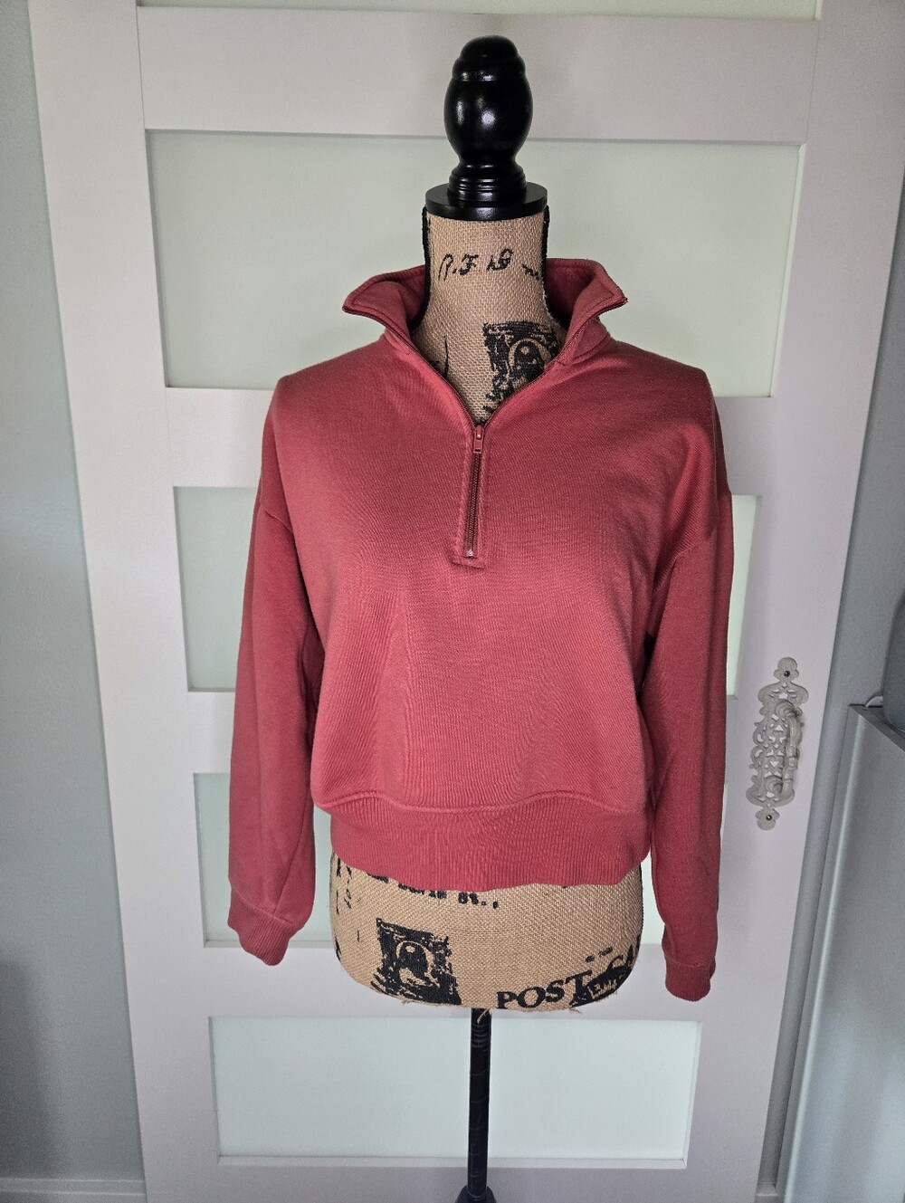 a new day Women's Quarter-Zip Cropped Pullover Sweatshirt
